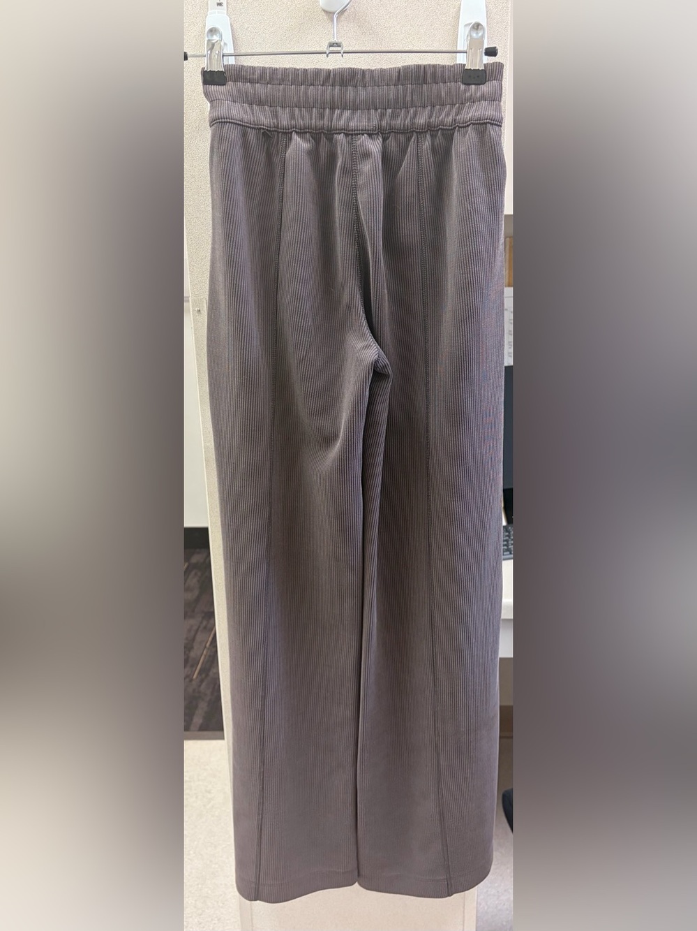 Lululemon Ribbed Softstreme High Rise Pant 32.5” - Picture 6 of 6